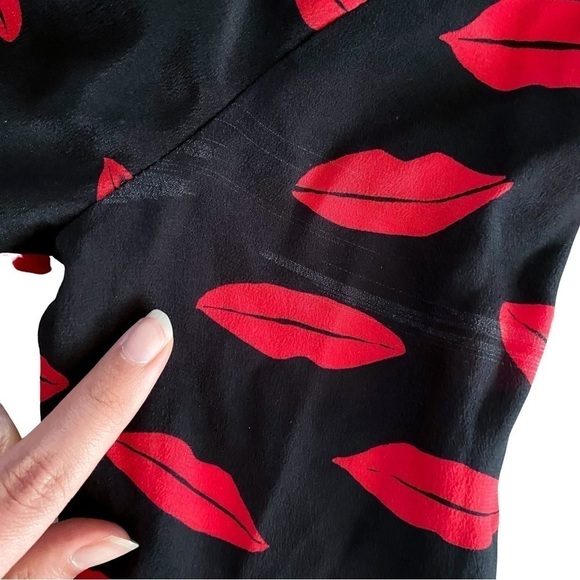 Rixo Dress Rose Kiss Cutout Ruffled Ruched Midi Valentines Red Lips XS 4 GUC - Picture 9 of 13